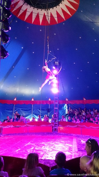 Flying to the stars, trapize