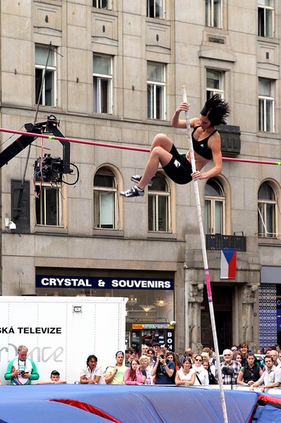 Long pole jump Prague