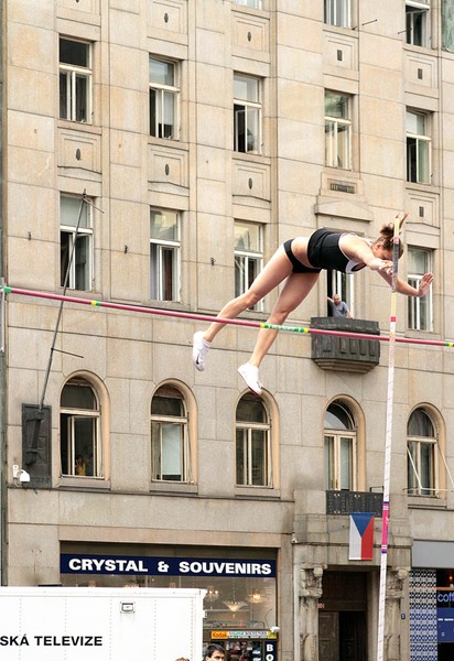 Long pole jump Prague