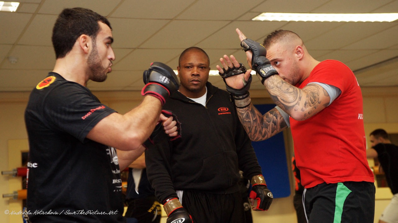 MMA stand up training, punching 2