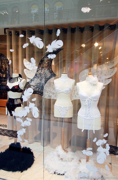 Moscow Gum Lise Charmel