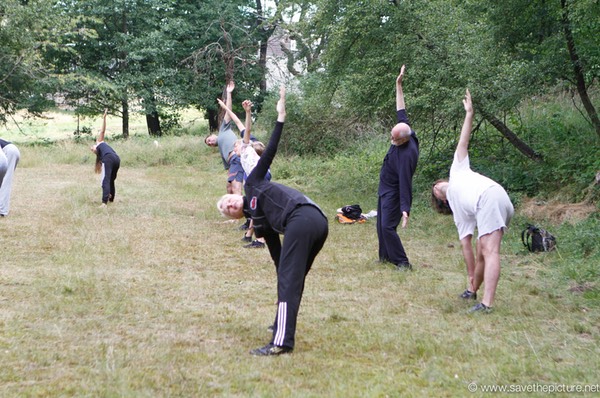 Omid training yoga stretching with the Taikiken group