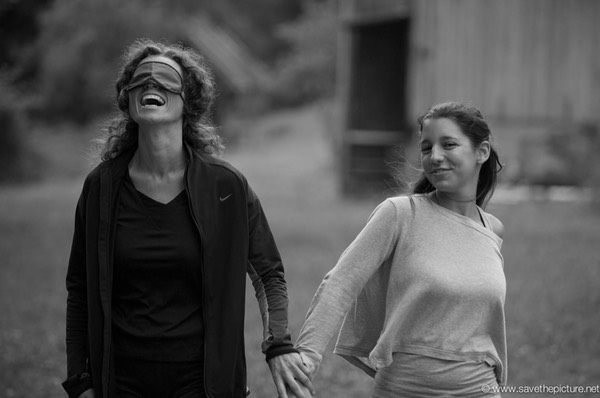 Taikiken blindfold walking, the feel of joy