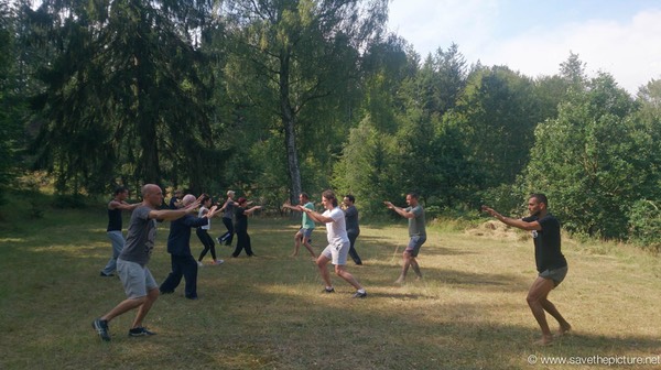Taikiken group high walking on the field