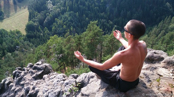 Taikiken, Pascal sitting on top of his world